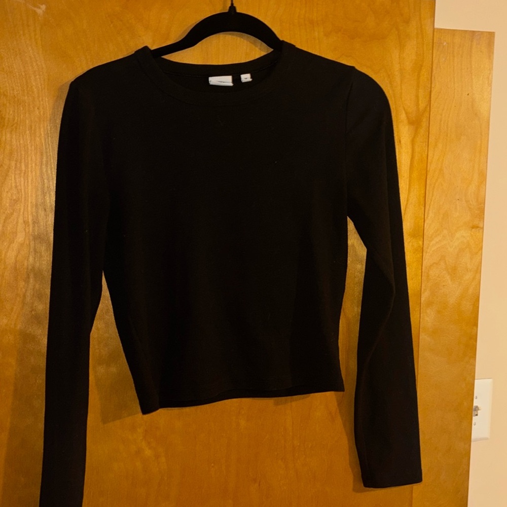 ARITZIA | SUNDAY BEST BLACK LONG-SLEEVE TOP